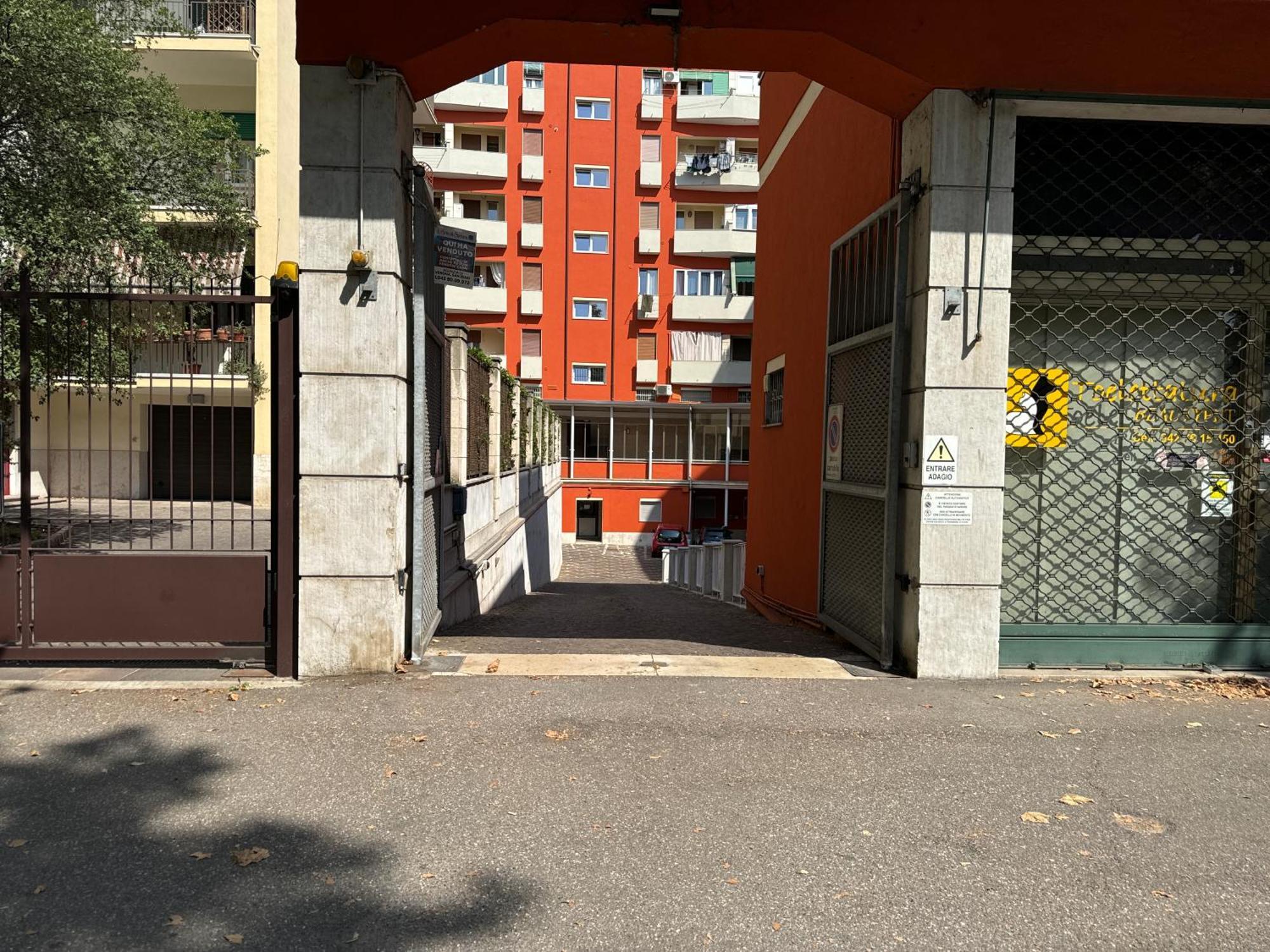Casa Vacanza Elena فيرونا المظهر الخارجي الصورة