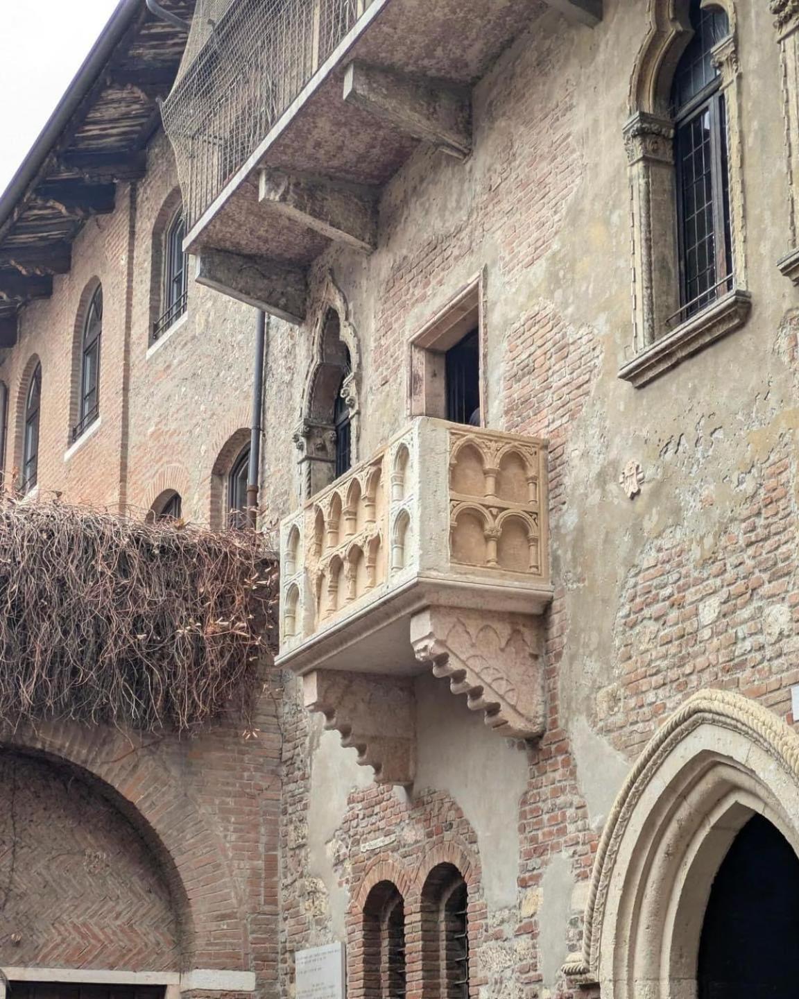 Casa Vacanza Elena فيرونا المظهر الخارجي الصورة